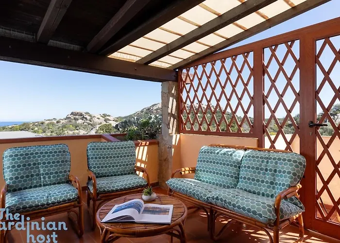 Terrazza Smeralda-porto Rotondo Sea View-free Parking Apartamento *